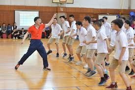 《丝之歌》终不鸽，BLG爆冷胜JDG难敌IG，明末制作人遭网暴送花圈